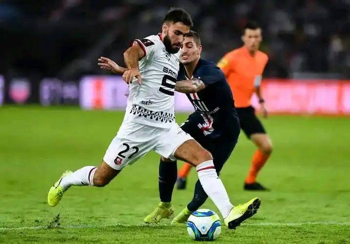 巴黎圣日耳曼在比赛中称霸全场