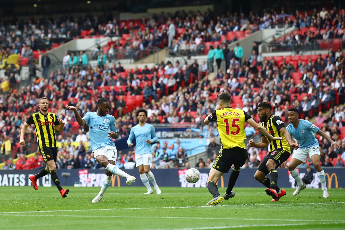 包含阿拉维斯客场逆袭比利亚雷亚尔，卡亚菲进球救主的词条