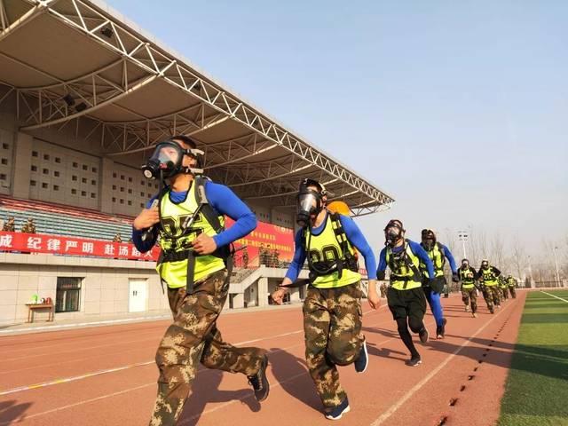 激烈比拼让人血脉贲张,胜负难测的简单介绍 激烈比拼让人血脉贲张,胜负难测的简单介绍