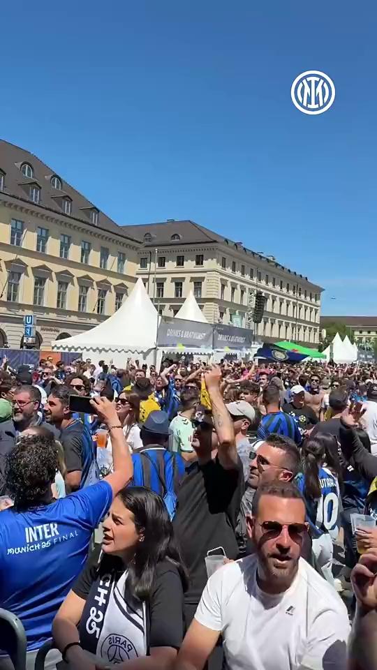 欧国联比赛引爆热议，球迷热情高涨！