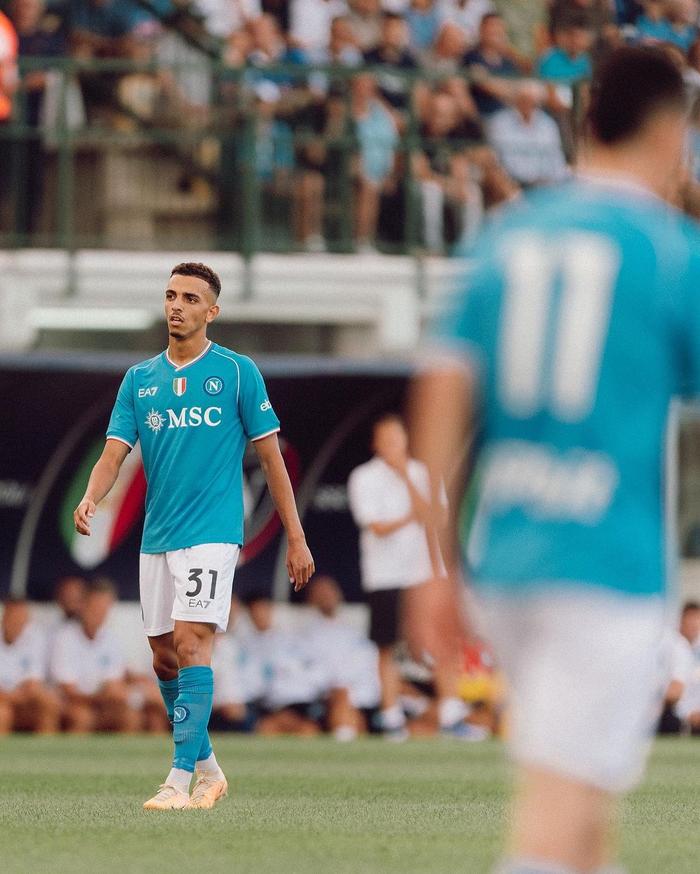 欧国联赛热身赛上演，冠军争夺激烈展开的简单介绍