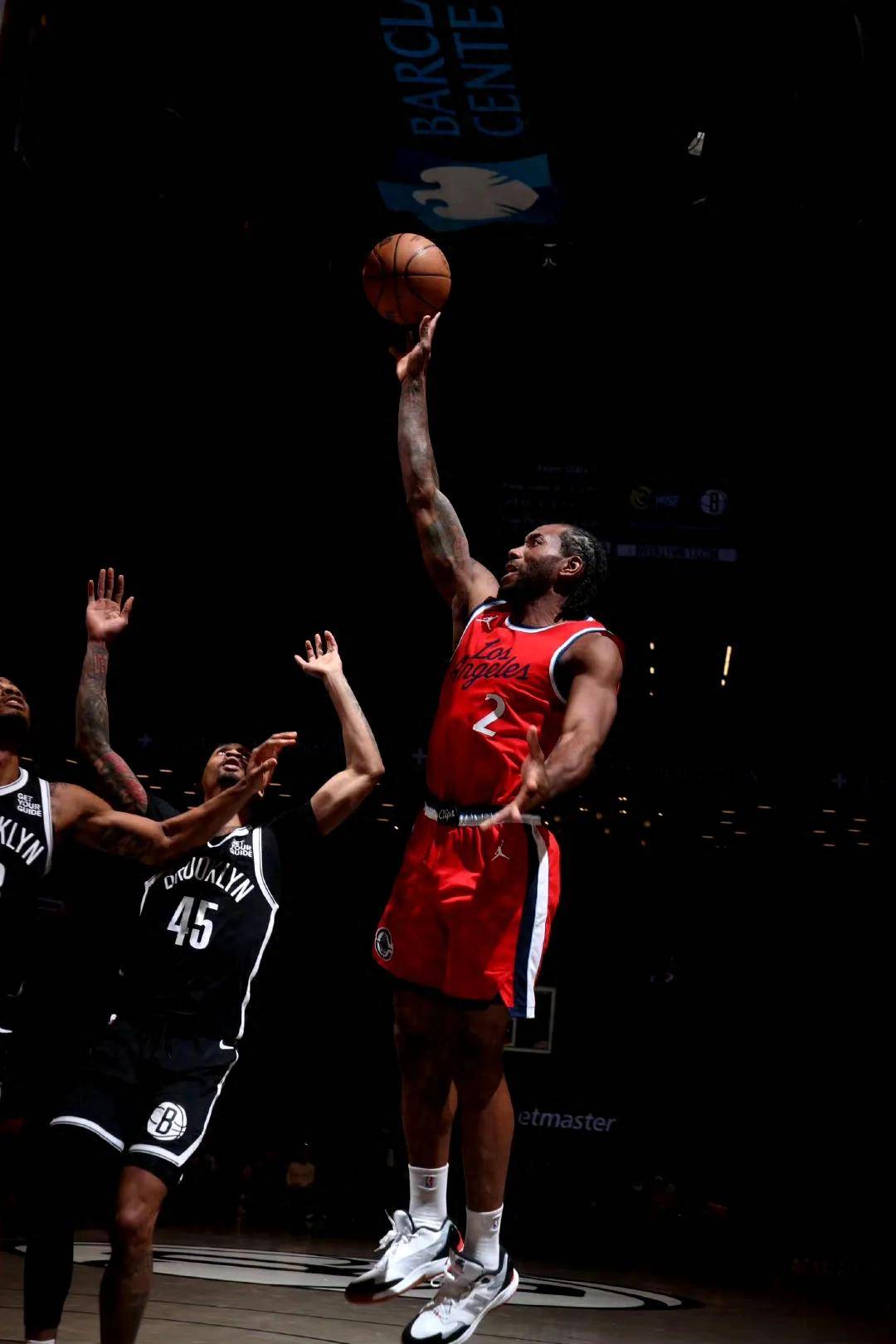 快船横扫篮网，东区半决赛晋级