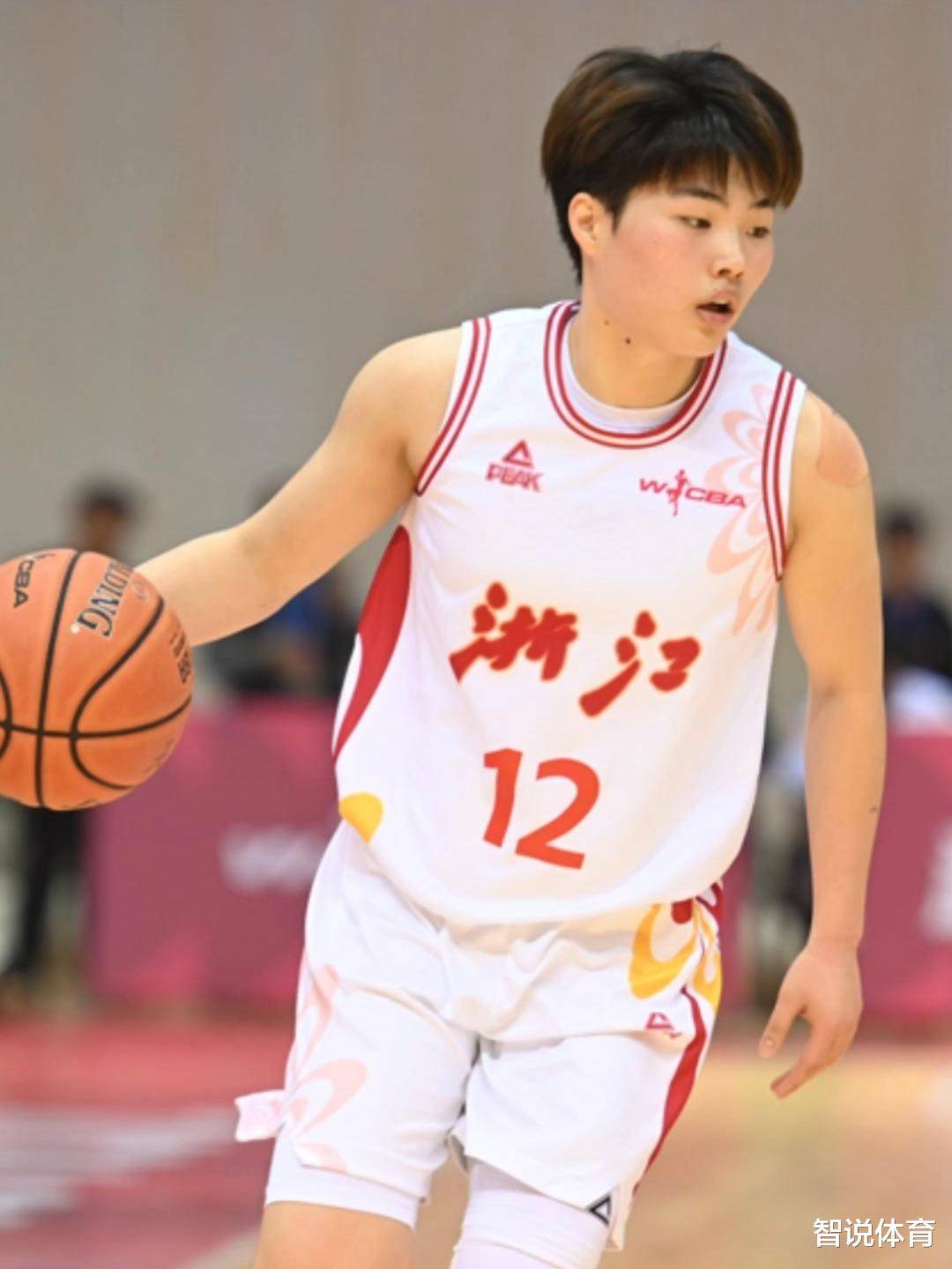 灵活技术展现完美,中国选手表现抢眼 灵活技术展现完美,中国选手表现抢眼