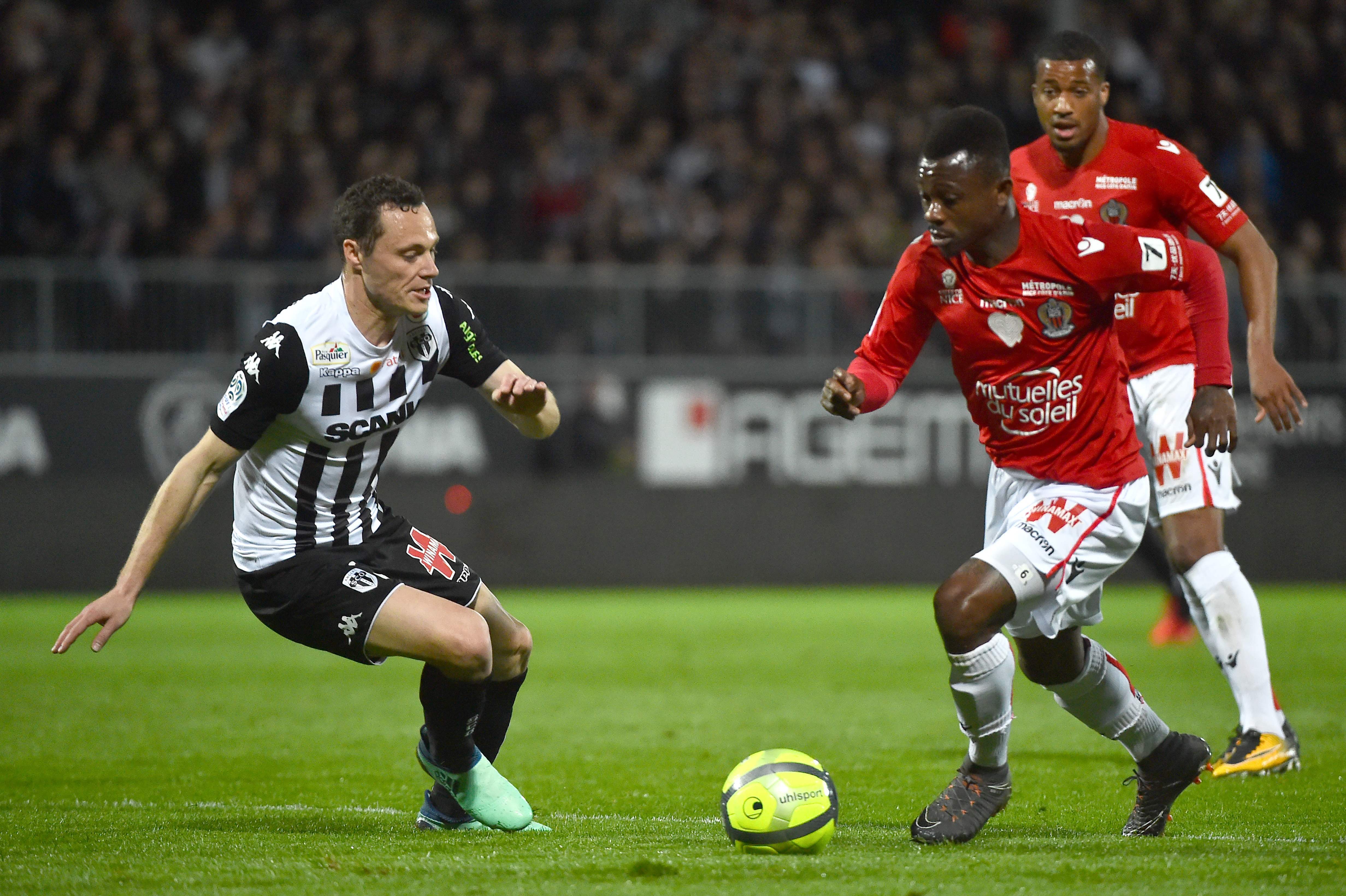 雷恩前锋入选国家队,备战国家比赛 雷恩前锋入选国家队,备战国家比赛