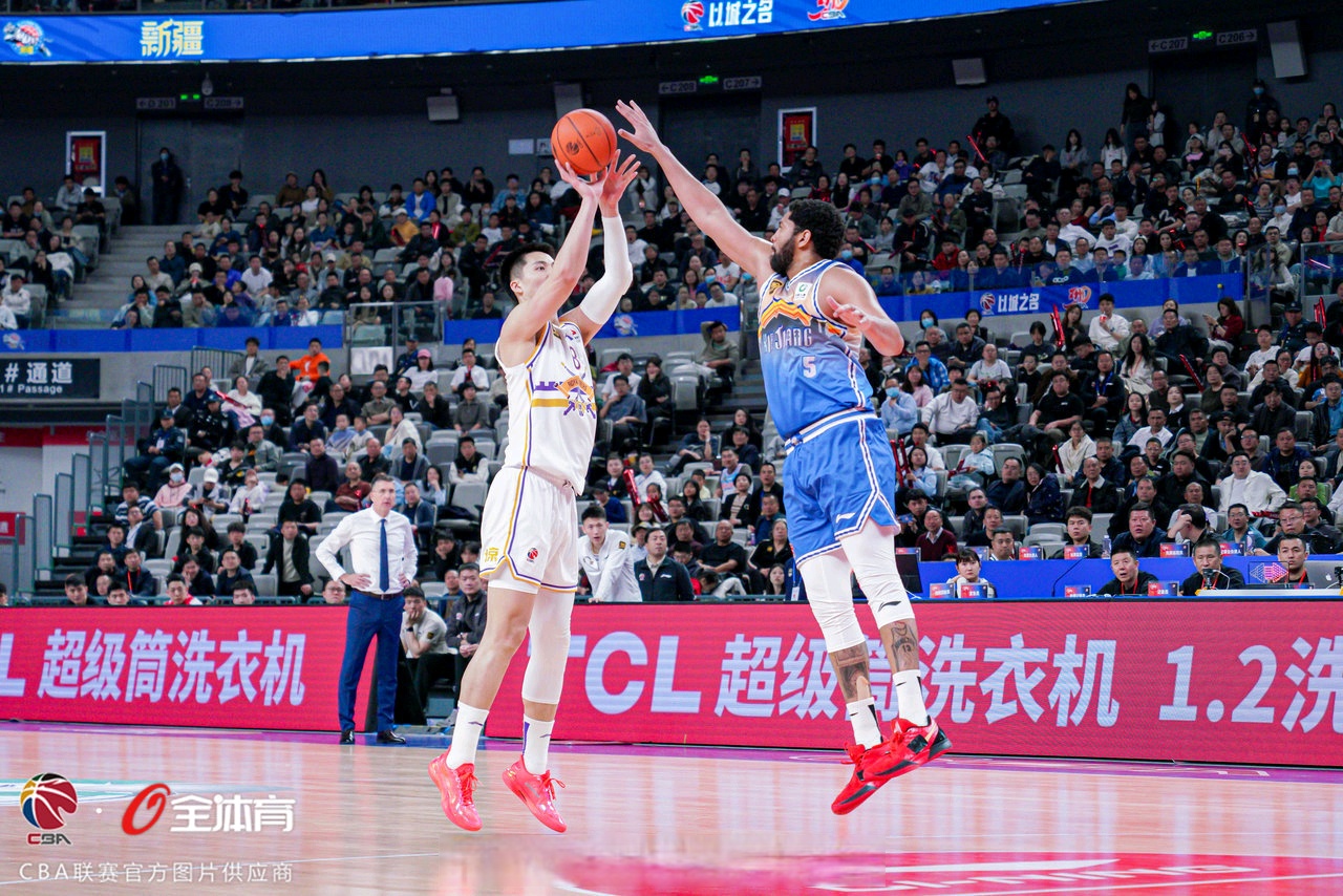 比赛防守出色,对手难以破解 比赛防守出色,对手难以破解