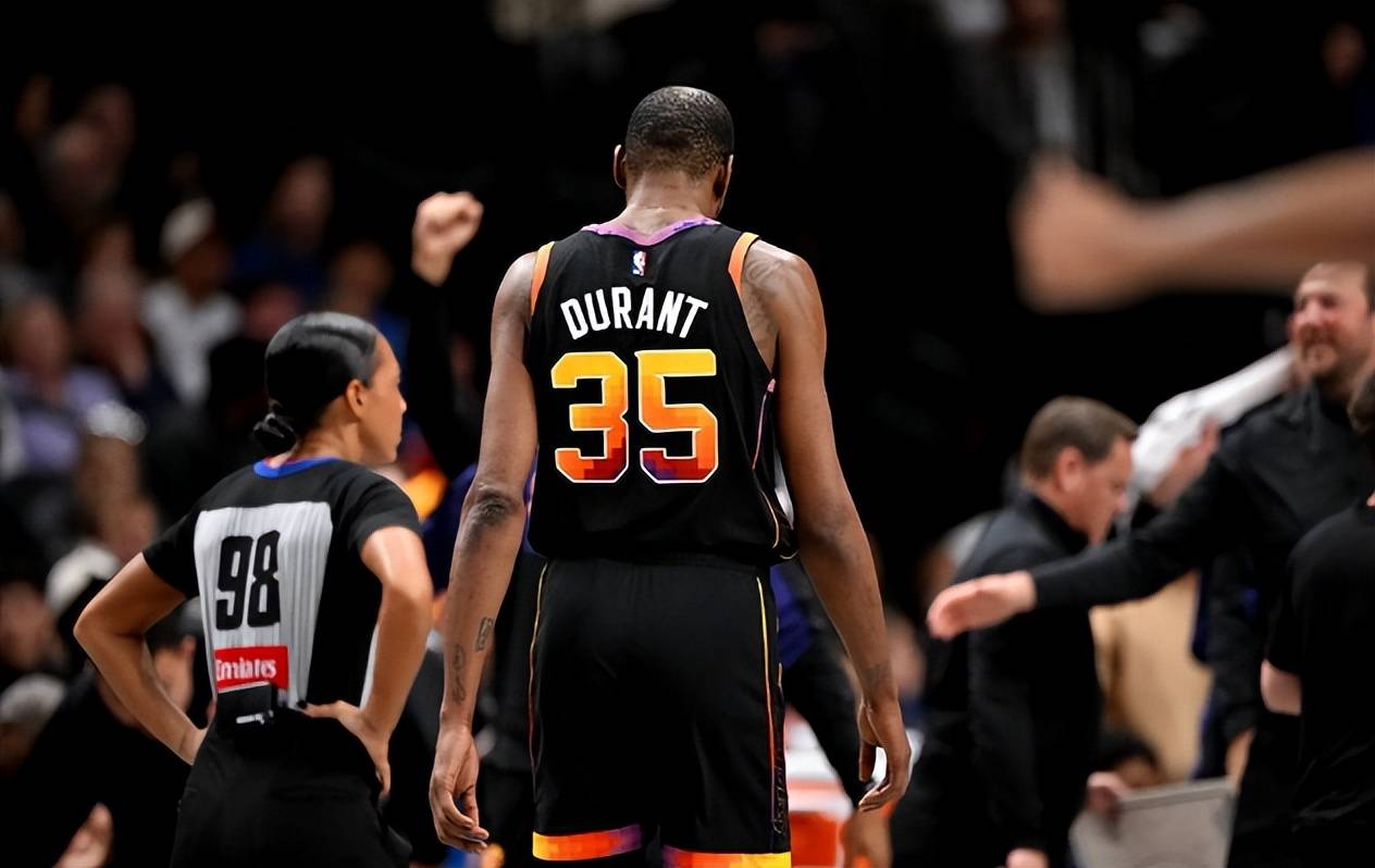 雷霆再胜马刺杜兰特猛砍分，神帽全面发威