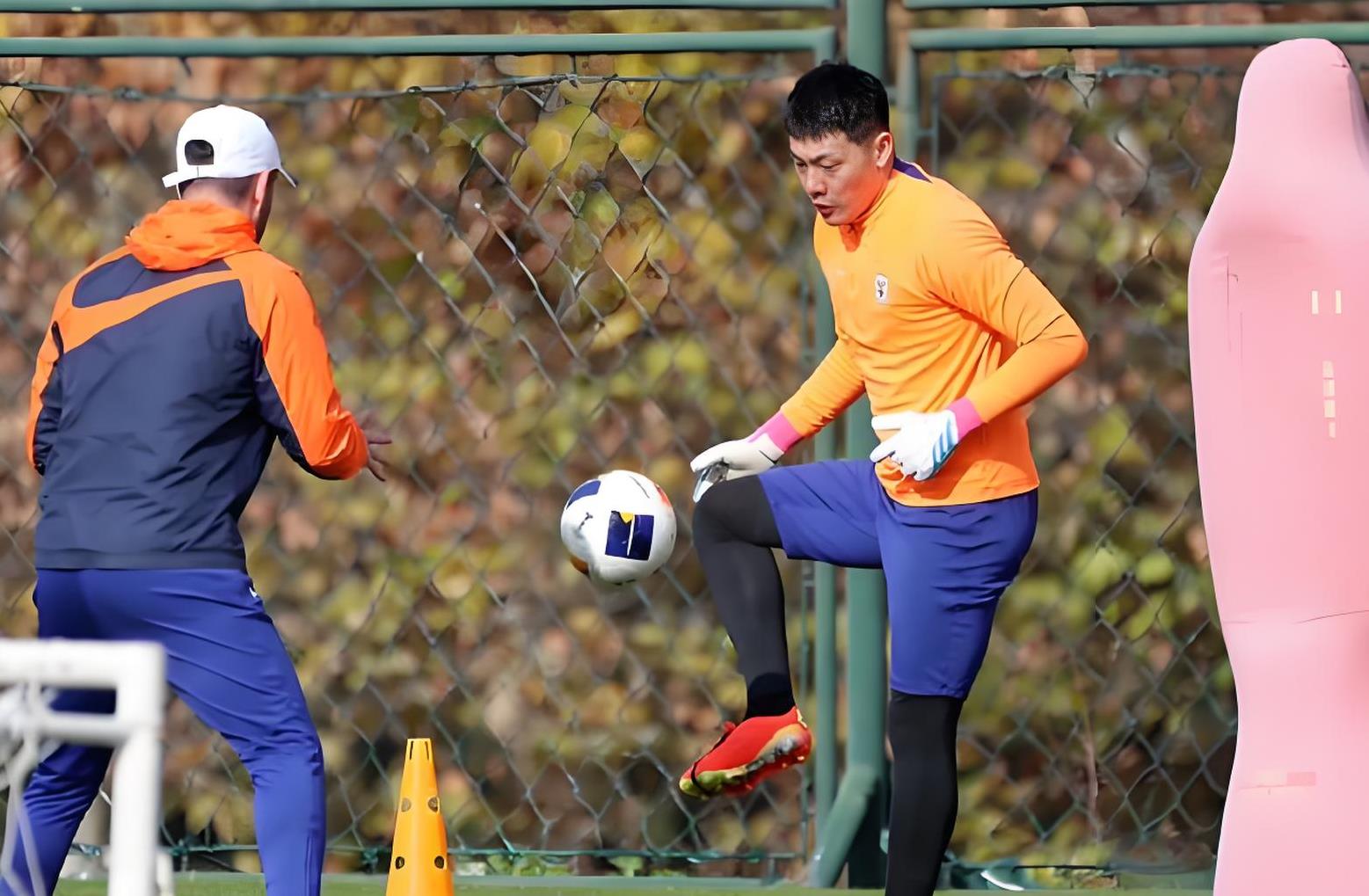 赛季收官战临近，球队士气高涨的简单介绍