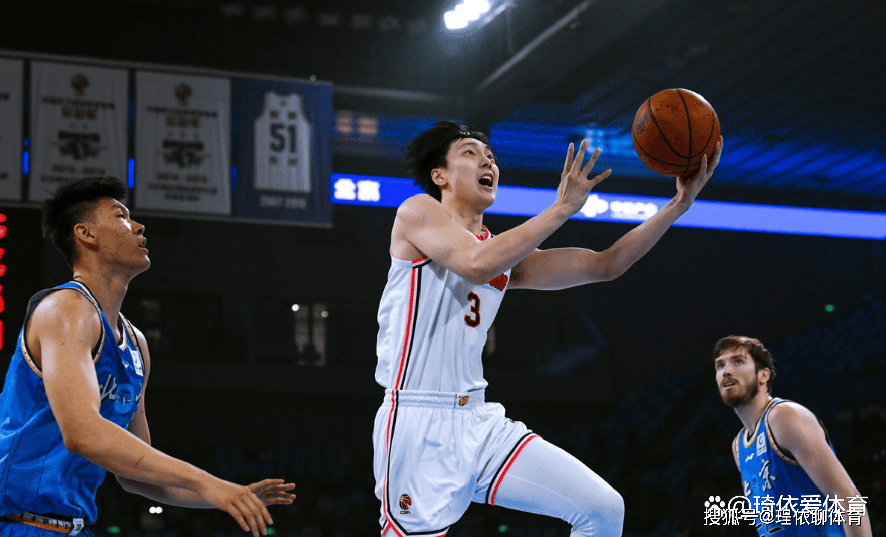 赛季首场决战告捷，广东队豪取连胜