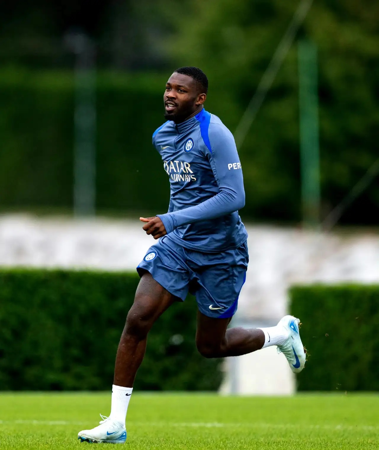 斑马军团欲登上意甲王座，展现强大实力