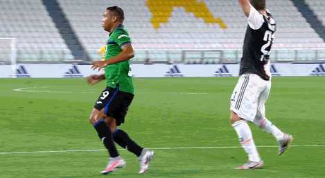 意甲冠军尤文图斯挺进欧冠16强，维拉蒂新冠检测呈阳性