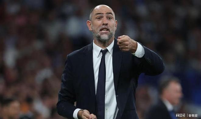 尤文图斯签下新后卫，补强防线的简单介绍